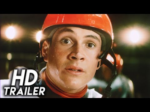 Rollerball — bande-annonce du film de John McTiernan avec Chris Klein, Jean Reno et LL Cool J, en anglais, HD Retro Trailers.