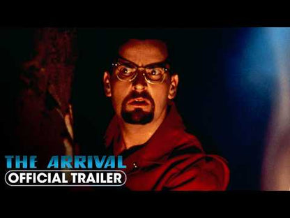 The Arrival — bande-annonce officielle du film de 1996 avec Charlie Sheen, Lionsgate Movies, publiée pour une réédition 4K. Aperçu du film, non présentation de cette édition DVD.