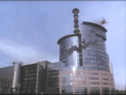 Les Aigles d’acier / Tactical Assault (1998), Rutger Hauer en Doc Holiday et Robert Patrick en Lee Banning — court extrait en hongrois, archive oskar666666 (43 secondes). Personnages comparés au synopsis de la jaquette.