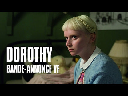 Bande-annonce officielle VF de Dorothy / Dorothy Mills (2008), Agnès Merlet, Carice Van Houten et Jenn Murray ; Mars Films.