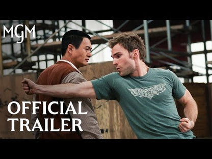 Bulletproof Monk (2003), Chow Yun-Fat et Seann William Scott — bande-annonce officielle anglaise Amazon MGM Studios (2 minutes).