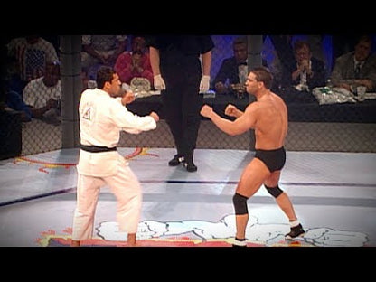 Combat officiel complet Royce Gracie contre Ken Shamrock 2 à UFC 5: Return of the Beast (1995), avec introduction — anglais, chaîne UFC, 45 min 37 ; vidéo longue, pas une bande-annonce