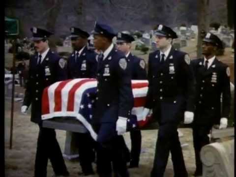 Courte promotion de Street War / In the Line of Duty: Street War (1992), Dick Lowry, Ray Sharkey et Peter Boyle — anglais, xHorrorFesTx, 26 secondes