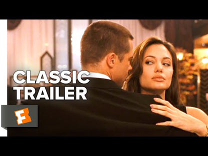 Mr. & Mrs. Smith (2005) — bande-annonce en anglais, Rotten Tomatoes Classic Trailers. Film de Doug Liman avec Brad Pitt et Angelina Jolie, à distinguer de la série récente.