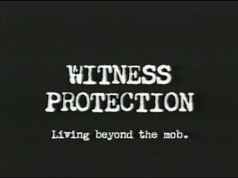 Témoin sous Contrôle / Witness Protection (1999) — bande-annonce VHS en anglais, archive VHSTRADERS. Téléfilm de Richard Pearce avec Forest Whitaker et Tom Sizemore ; aperçu visuel contrôlé.