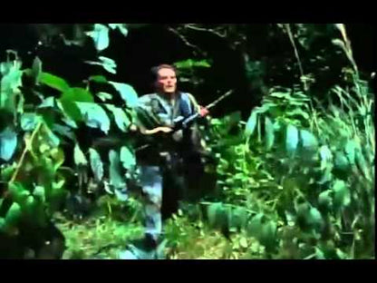 Bande-annonce officielle en anglais de Watchers III, distribué sous le titre O.G.M – Organisme Génétiquement Meurtrier ; Roger Corman. Film de 1994, édition DVD datée 2001.