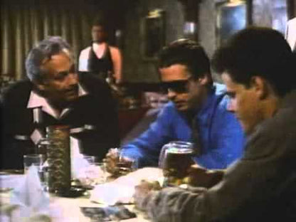 Split Decisions (1988) — bande-annonce en anglais, archive Alexandr11000. Gene Hackman contrôlé visuellement ; film de boxe de David Drury.