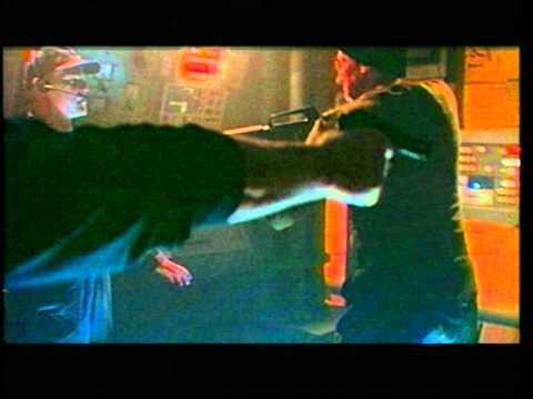 Steel Sharks / SSN 798 (1997), Gary Busey et Billy Dee Williams — bande-annonce française, archive Stevens Ainé (1 min 14).