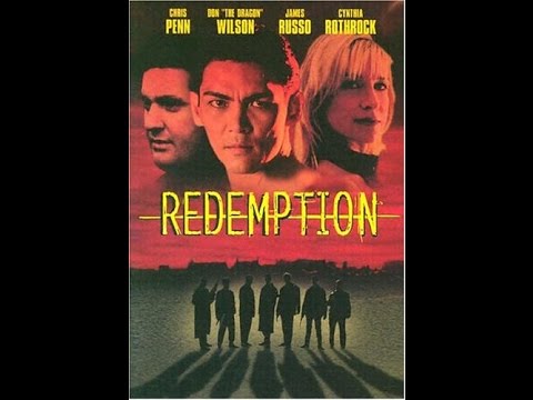Redemption – Un Flic en Enfer (2002) — bande-annonce en anglais, archive Rothrockfan. Don « The Dragon » Wilson, Cynthia Rothrock et Chris Penn ; synopsis John Sato et Tony Leggio concordant.