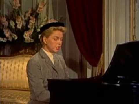 The Man Who Knew Too Much (1956), version avec James Stewart et Doris Day, bande-annonce originale Universal Pictures UK.