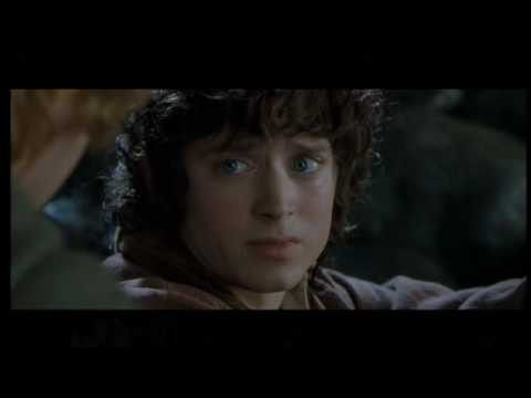 La Communauté de l’Anneau (2001), présentation anglaise de la version longue et de ses coulisses. Aperçu de l’univers pour ce coffret incomplet Blu-ray et DVD bonus ; ne signifie pas que tous les disques présentés sont inclus.