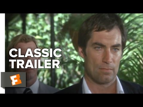 Permis de tuer / Licence to Kill (1989), Timothy Dalton en James Bond — bande-annonce originale anglaise Rotten Tomatoes Classic Trailers (1 min 53).